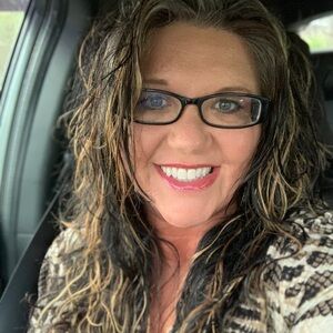 Meet your Posher, Renee